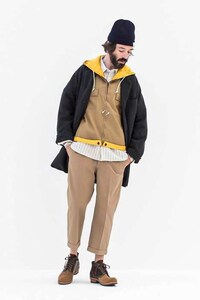 Autumn-Ready Militaristic Fashion Image 5