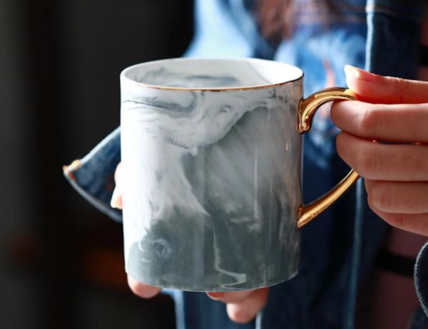 12 Customized Coffee Mugs