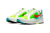 Neon-Accented Retro Sneakers Image 2