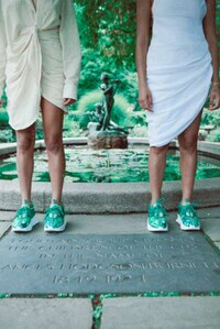 Celebrity-Honoring Shoes Image 7
