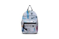 Artist-Adorned Graphic Bag Lines Image 8