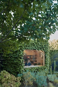 Ivy-Covered In-Garden Studios Image 7