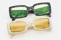 Chic 60s-Inspired Glasses Image 2