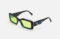Chic 60s-Inspired Glasses Image 4