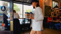 High-End Clothing Rental Services Image 2