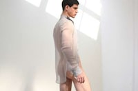 Bare Skin Male Chic Image 7