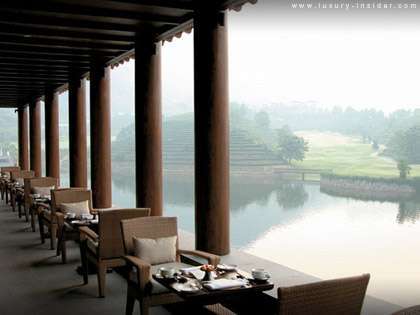 40 Extravagant Getaways