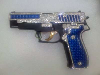 Gaudy Guns