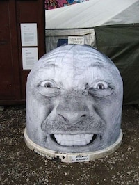 Expressive Street Art Image 3