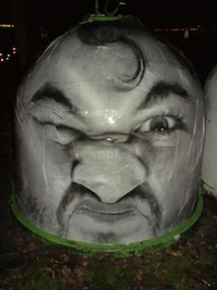 Expressive Street Art Image 4