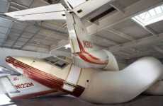 Knotted Airplanes