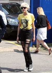 Ripped Black Jeans Image 7