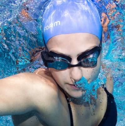 Tech-Integrated Swim Goggles