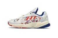 Japanese Art-Inspired Sneakers Image 2