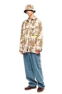 Fall-Ready Versatile Streetwear Image 4