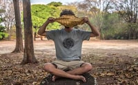 Ethical Artist-Supporting Clothing Image 2