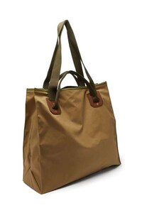 Graphic-Printed Sturdy Totes Image 2