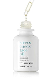Stress-Relieving Face Oils Image 4