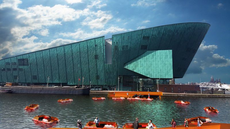 Autonomous Boat Bridges