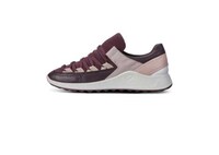 Sporty Flexible Sneakers Image 4