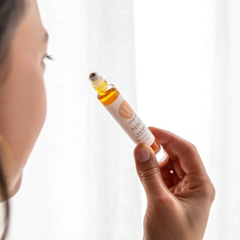Turmeric-Infused Moisturizing Eye Serums