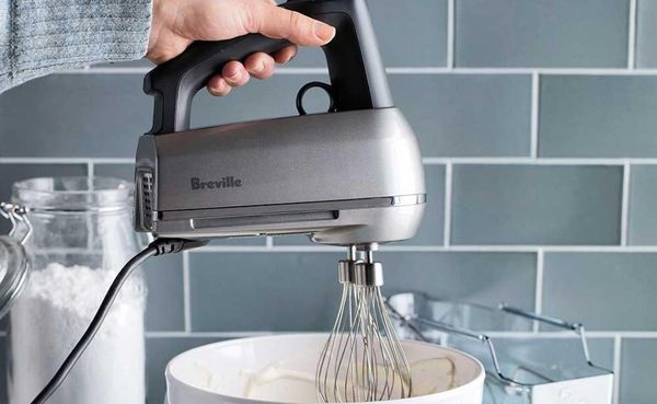 Intuitive Control Kitchen Mixers : Breville Handy Mix Scraper