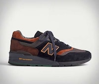 Collaborative Nature-Inspired Sneakers Image 6