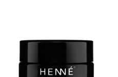 Avocado-Infused Lip Masks