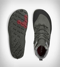 Barefoot-Inspired Winter Boots Image 5