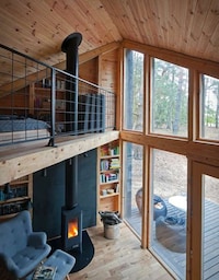 Book-Filled Polish Vacation Cabins Image 6