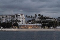 Recyclable Mobile Pavilion Designs Image 6