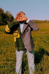 Nostalgic Tailored Streetwear Image 2
