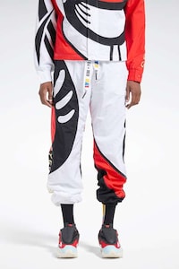 African-Inspired Graphic Sportswear Image 3