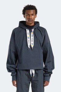 African-Inspired Graphic Sportswear Image 6