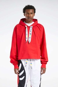 African-Inspired Graphic Sportswear Image 7