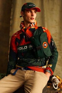 Archival Bold Retro Outerwear Image 4