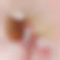 Skin-Beautifying Snack Bars Image 1