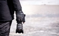 Cold Weather Photography Accessories Image 3