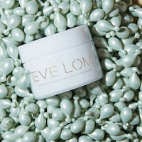 Single-Use Skincare Capsules Image 2