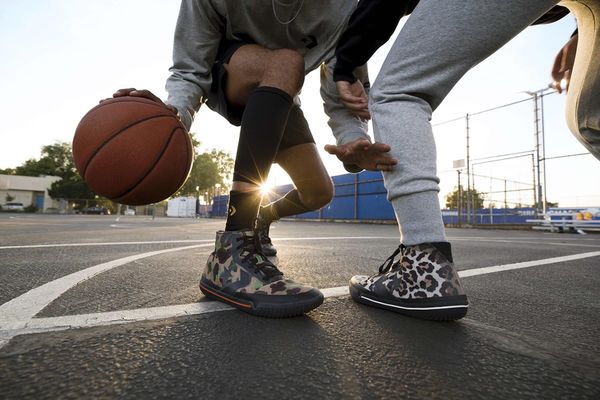 90 Gift Ideas for Basketball Fans