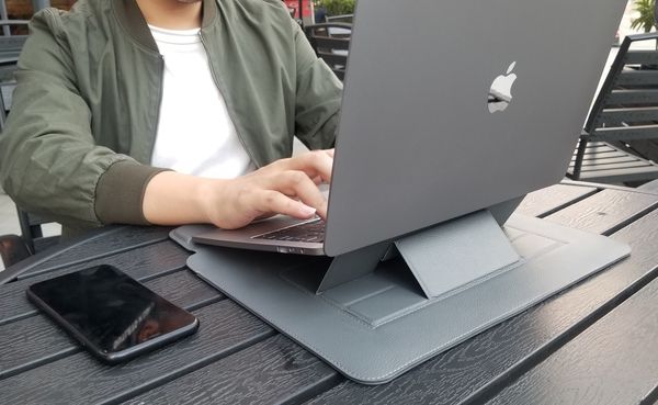 Flat-Pack Laptop Stand Cases: The 'SINEX' Carries and Holds Devices ...