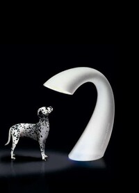 Swan-Like Lamps Image 2