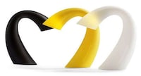 Swan-Like Lamps Image 3
