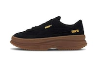 Sporty Elegant Shoe Collaborations Image 3