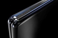 Conceptual Clamshell Smartphones Image 6