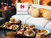 Bread-Themed Hotel Rooms Image 2