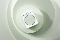 Palm-Sized Record Player Speakers Image 5