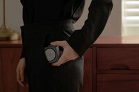 Palm-Sized Record Player Speakers Image 7