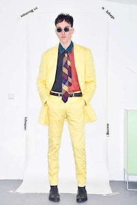 Vibrantly Patterned Fall Fashion Image 8