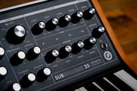 American Analog Synthesizers Image 6